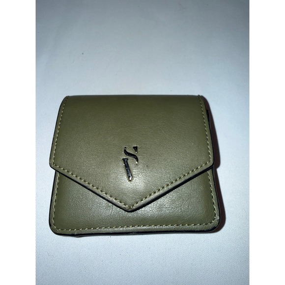 Simply Vera Vera Wang Handbags - Simply Vera Vera Wang Olive Green Small Bifold Wallet Envelope Card Case Logo
